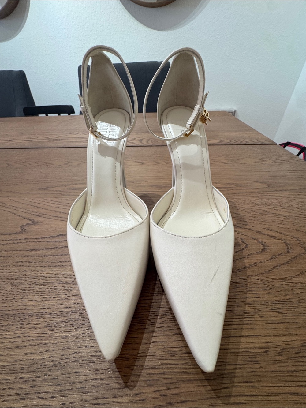 Givenchy White Charm-Detail Ankle Strap Pumps Heels Size 7 Made in Italy - Picture 5 of 13